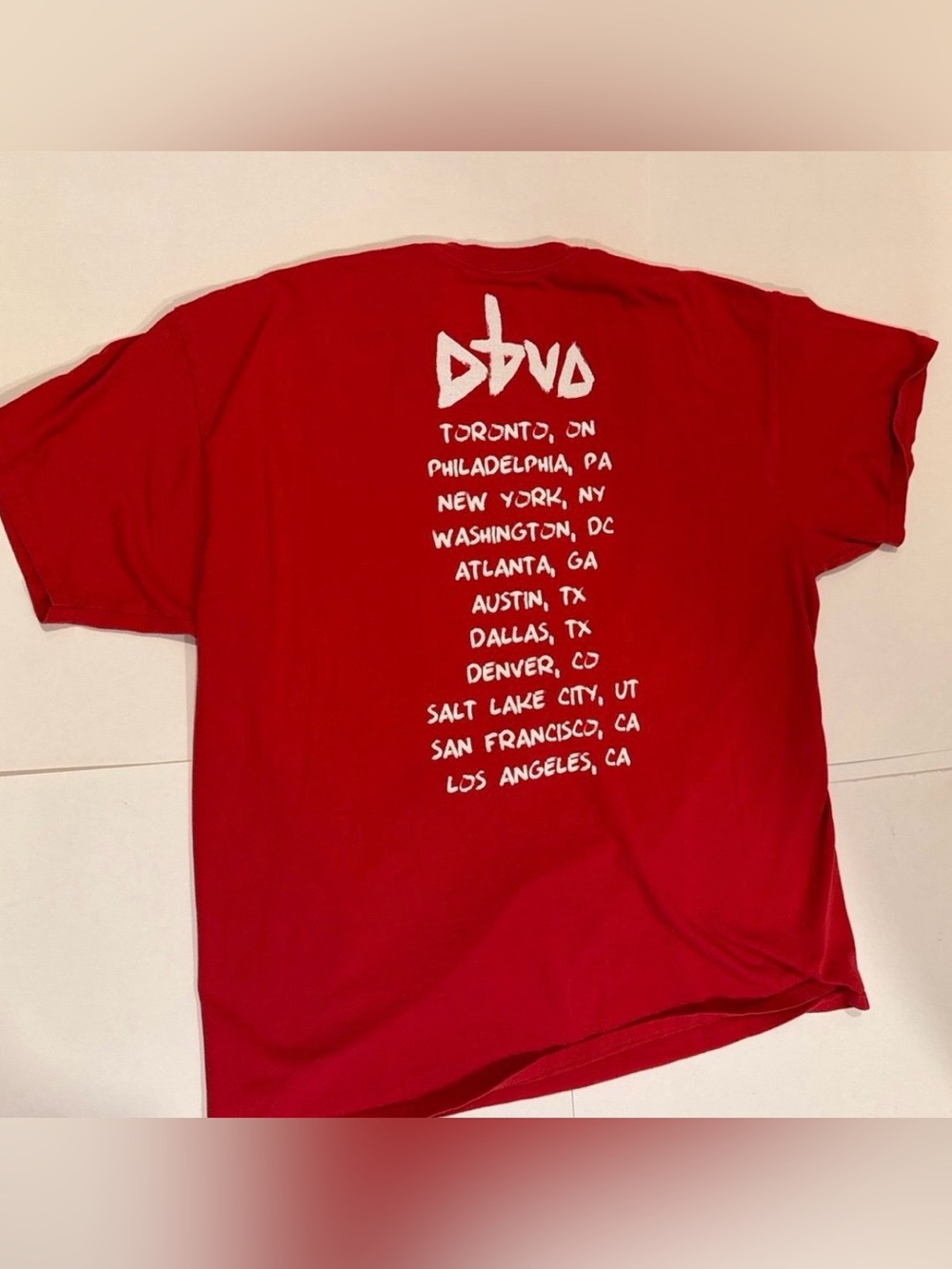D4vd My House Is Not A Home Tour T-Shirt 2024 Rare Merch - Picture 3 of 5